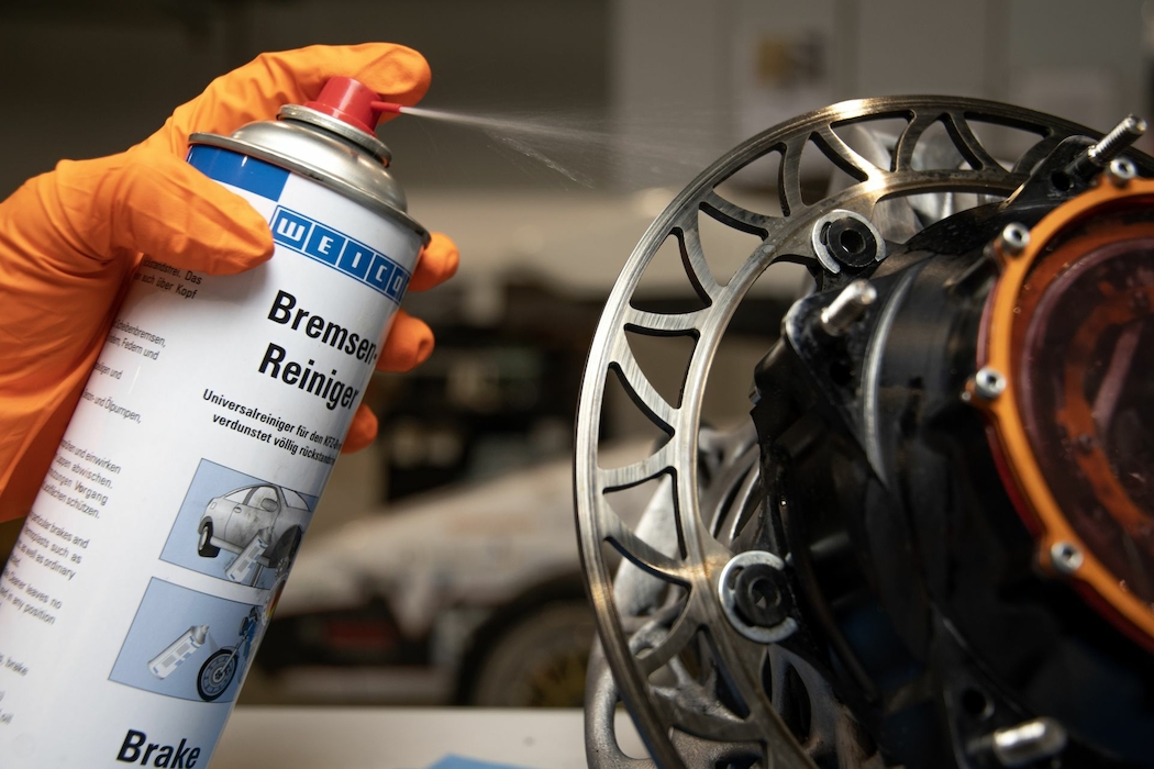 фото WEICON Brake Cleaner Spray 500 мл багатоцільовий промисловий очищувач і знежирювач | WEICON, 11203500-51 2