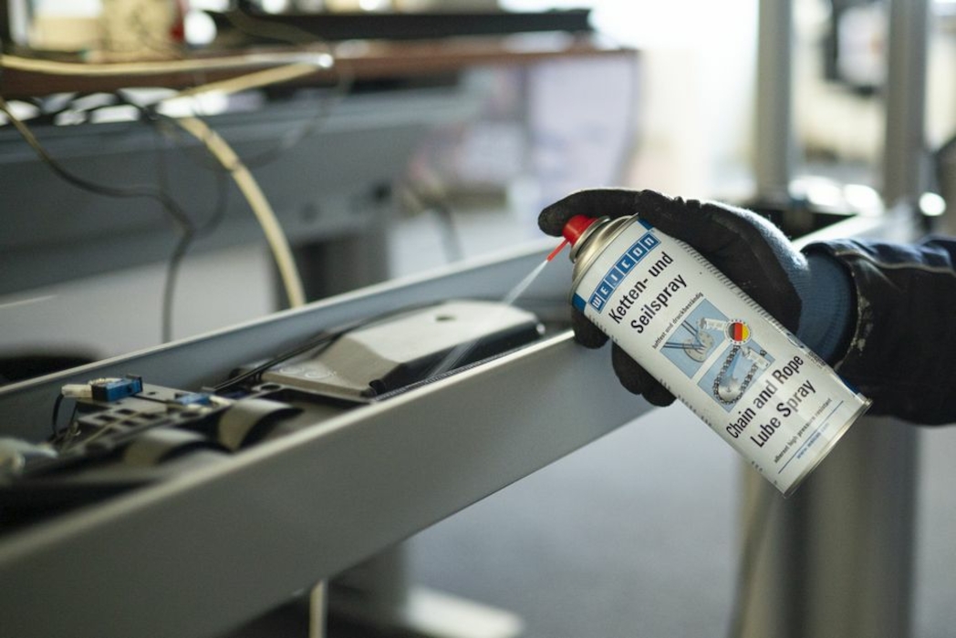 фото WEICON Chain and Rope Lube Spray 400 мл Мастило з високою адгезією для мотузок і ланцюгів | WEICON, 11500400-51 3