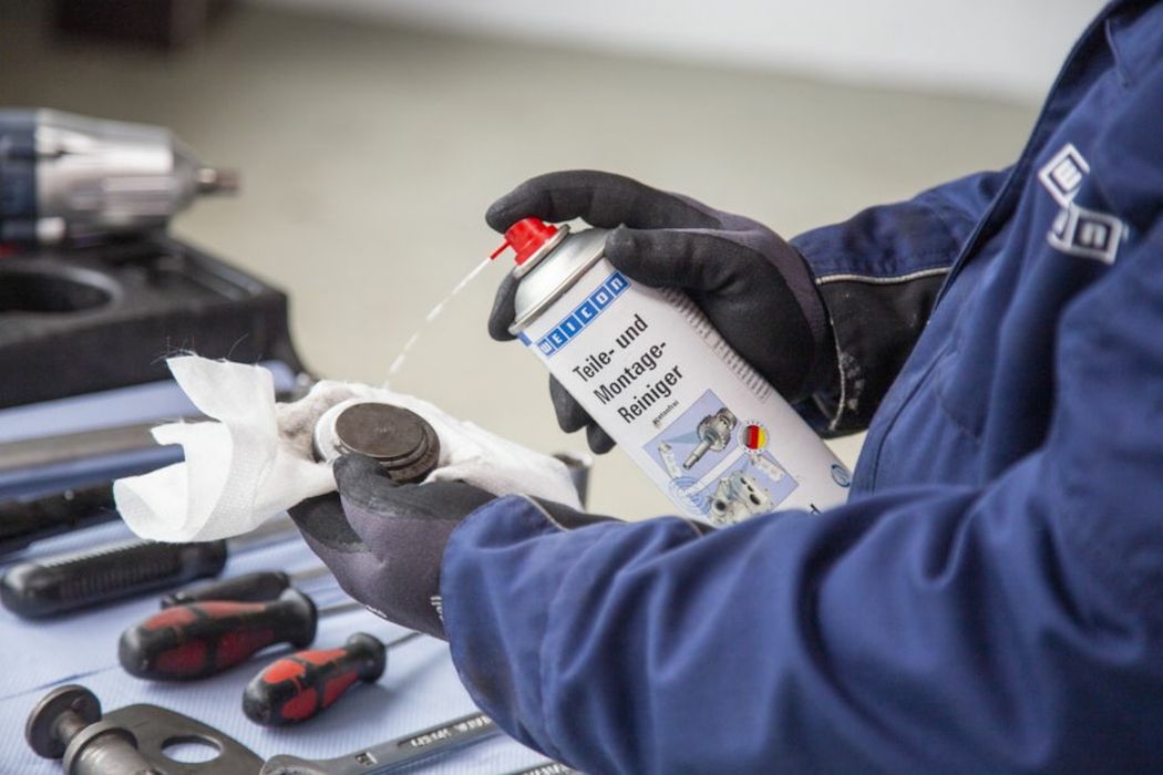 фото WEICON Parts and Assembly Cleaner 500 мл специальное средство для удаления с высокой температурой воспламенения | WEICON, 11201500-51 2