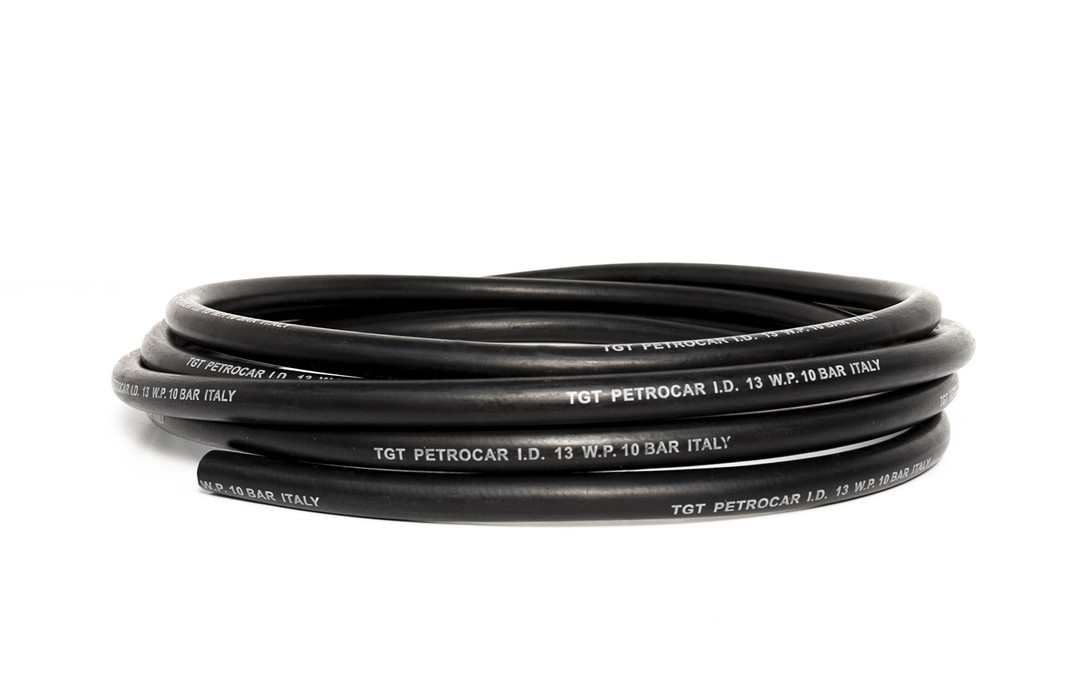 фото Шланг гумовий Petrocar для нафтопродуктів fi 10x17 мм, 10 бар, чорний, TGPC-10 1